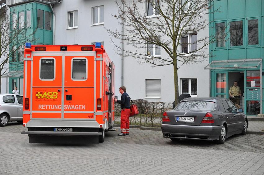 Toetungdelikt Koeln Duennwald Aeltgen Duennwaldstr P05.JPG